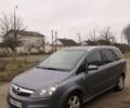Серый Опель Зафира, объемом двигателя 1.9 л и пробегом 300 тыс. км за 4950 $, фото 1 на Automoto.ua