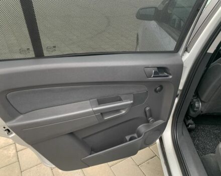 Серый Опель Зафира, объемом двигателя 1.6 л и пробегом 210 тыс. км за 5500 $, фото 13 на Automoto.ua