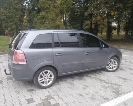 Серый Опель Зафира, объемом двигателя 2.2 л и пробегом 280 тыс. км за 5700 $, фото 4 на Automoto.ua