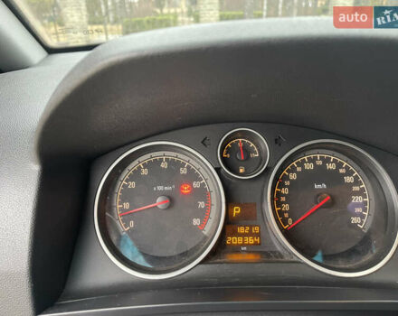 Серый Опель Зафира, объемом двигателя 2.2 л и пробегом 215 тыс. км за 8200 $, фото 37 на Automoto.ua