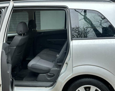 Серый Опель Зафира, объемом двигателя 1.8 л и пробегом 255 тыс. км за 5199 $, фото 43 на Automoto.ua