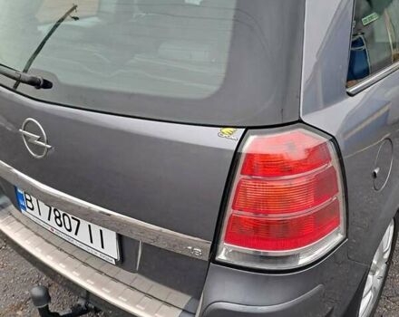 Серый Опель Зафира, объемом двигателя 1.8 л и пробегом 169 тыс. км за 7500 $, фото 13 на Automoto.ua