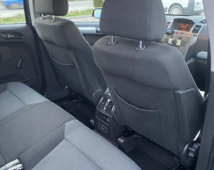 Серый Опель Зафира, объемом двигателя 1.8 л и пробегом 217 тыс. км за 5600 $, фото 22 на Automoto.ua