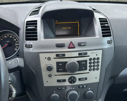 Серый Опель Зафира, объемом двигателя 1.8 л и пробегом 197 тыс. км за 5999 $, фото 22 на Automoto.ua