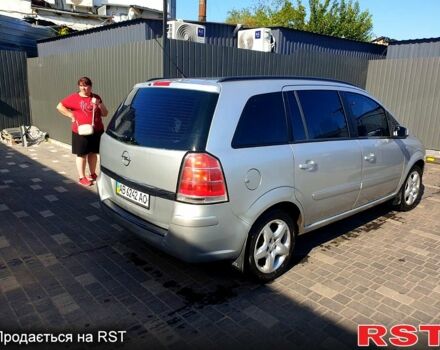 Сірий Опель Зафіра, об'ємом двигуна 1.6 л та пробігом 270 тис. км за 5000 $, фото 3 на Automoto.ua