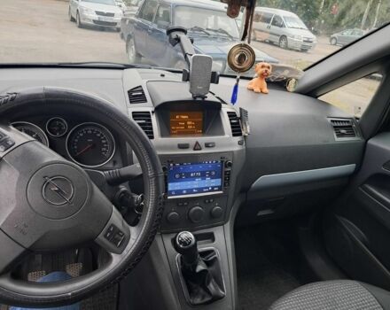 Опель Зафира 2007 в Хмельницком на Automoto.ua Серый Опель Зафира, объемом двигателя 1.9 л и пробегом 365 тыс. км за 5000 $, фото 1 на Automoto.ua
