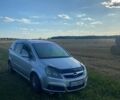Серый Опель Зафира, объемом двигателя 1.6 л и пробегом 380 тыс. км за 4500 $, фото 4 на Automoto.ua