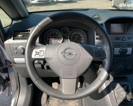 Сірий Опель Зафіра, об'ємом двигуна 1.8 л та пробігом 197 тис. км за 7190 $, фото 24 на Automoto.ua