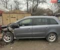Серый Опель Зафира, объемом двигателя 1.6 л и пробегом 200 тыс. км за 2400 $, фото 1 на Automoto.ua