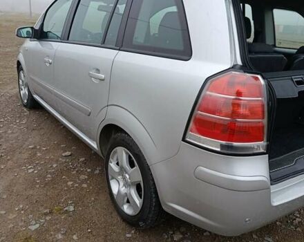 Серый Опель Зафира, объемом двигателя 1.9 л и пробегом 240 тыс. км за 5950 $, фото 17 на Automoto.ua