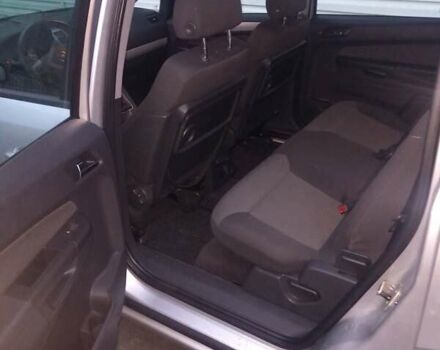 Сірий Опель Зафіра, об'ємом двигуна 1.6 л та пробігом 242 тис. км за 5500 $, фото 6 на Automoto.ua