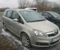 Серый Опель Зафира, объемом двигателя 2.2 л и пробегом 177 тыс. км за 7000 $, фото 6 на Automoto.ua