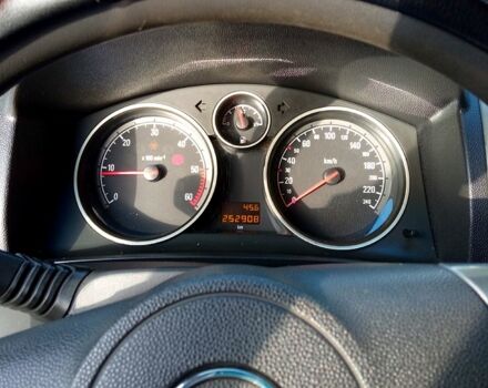 Опель Зафира 2007 в Белой Церкве на Automoto.ua Серый Опель Зафира, объемом двигателя 1.9 л и пробегом 253 тыс. км за 4500 $, фото 4 на Automoto.ua