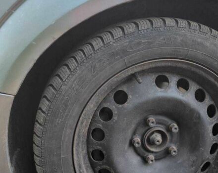 Серый Опель Зафира, объемом двигателя 1.9 л и пробегом 372 тыс. км за 2800 $, фото 9 на Automoto.ua