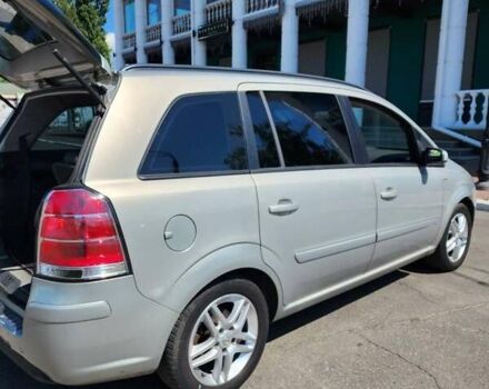 Серый Опель Зафира, объемом двигателя 1.8 л и пробегом 260 тыс. км за 2850 $, фото 5 на Automoto.ua