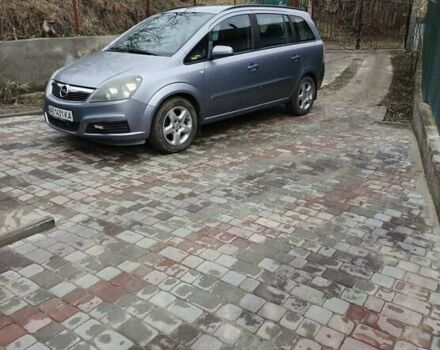 Серый Опель Зафира, объемом двигателя 1.6 л и пробегом 187 тыс. км за 6000 $, фото 47 на Automoto.ua