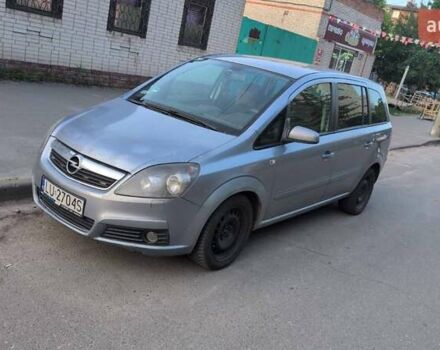 Серый Опель Зафира, объемом двигателя 1.9 л и пробегом 372 тыс. км за 2800 $, фото 1 на Automoto.ua