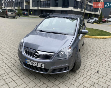 Сірий Опель Зафіра, об'ємом двигуна 1.9 л та пробігом 317 тис. км за 4799 $, фото 8 на Automoto.ua