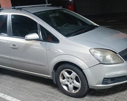 Серый Опель Зафира, объемом двигателя 1.8 л и пробегом 395 тыс. км за 4200 $, фото 1 на Automoto.ua