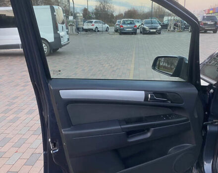 Серый Опель Зафира, объемом двигателя 1.8 л и пробегом 217 тыс. км за 5600 $, фото 13 на Automoto.ua