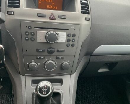 Серый Опель Зафира, объемом двигателя 1.6 л и пробегом 210 тыс. км за 5500 $, фото 19 на Automoto.ua