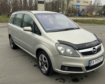 Сірий Опель Зафіра, об'ємом двигуна 1.8 л та пробігом 380 тис. км за 4800 $, фото 8 на Automoto.ua