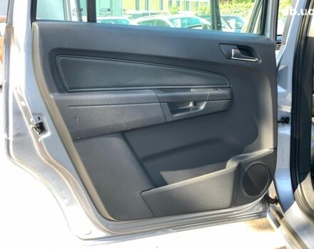 Сірий Опель Зафіра, об'ємом двигуна 1.8 л та пробігом 197 тис. км за 7190 $, фото 12 на Automoto.ua