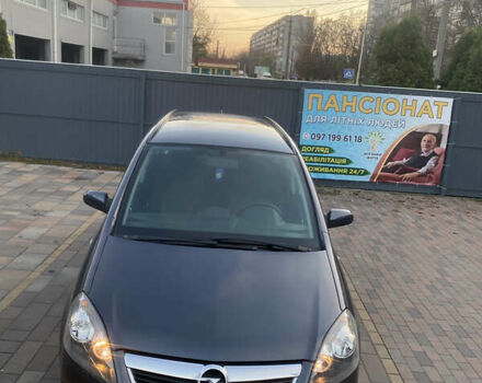 Серый Опель Зафира, объемом двигателя 1.8 л и пробегом 217 тыс. км за 5600 $, фото 9 на Automoto.ua