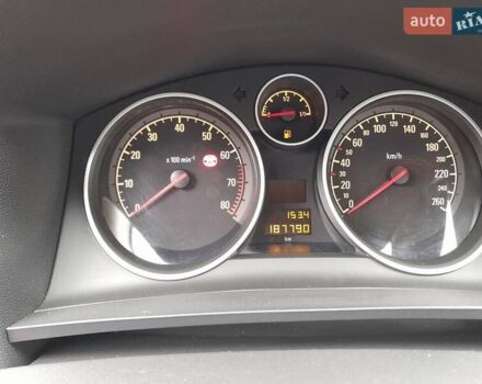 Серый Опель Зафира, объемом двигателя 1.8 л и пробегом 188 тыс. км за 6350 $, фото 20 на Automoto.ua