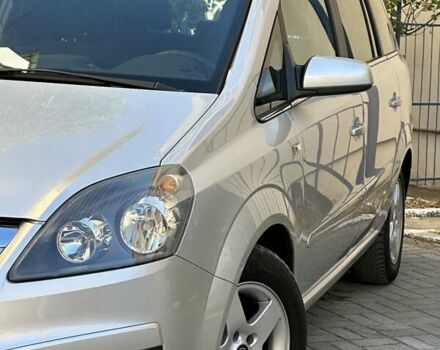 Сірий Опель Зафіра, об'ємом двигуна 1.8 л та пробігом 256 тис. км за 5750 $, фото 13 на Automoto.ua