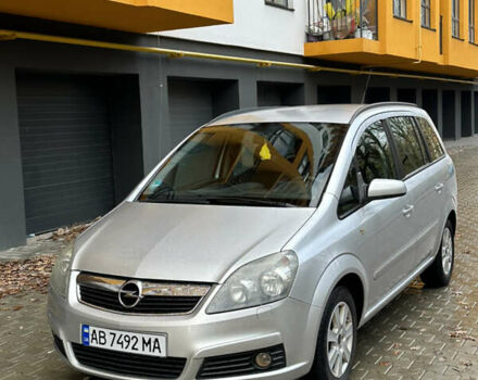 Серый Опель Зафира, объемом двигателя 1.8 л и пробегом 255 тыс. км за 5199 $, фото 53 на Automoto.ua