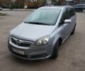 Серый Опель Зафира, объемом двигателя 1.6 л и пробегом 260 тыс. км за 4400 $, фото 1 на Automoto.ua