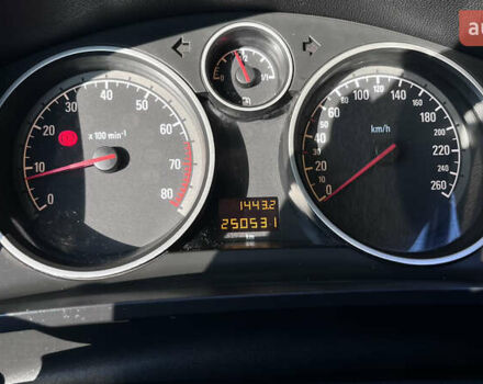 Серый Опель Зафира, объемом двигателя 1.6 л и пробегом 250 тыс. км за 6500 $, фото 7 на Automoto.ua