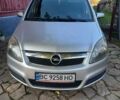Серый Опель Зафира, объемом двигателя 1.91 л и пробегом 220 тыс. км за 5000 $, фото 2 на Automoto.ua