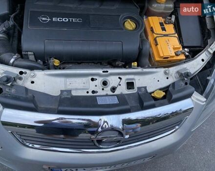 Серый Опель Зафира, объемом двигателя 1.9 л и пробегом 284 тыс. км за 6500 $, фото 13 на Automoto.ua