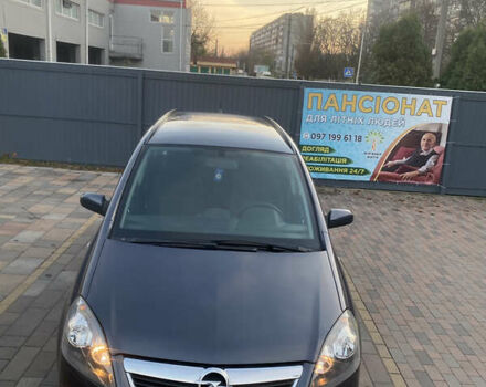 Серый Опель Зафира, объемом двигателя 1.8 л и пробегом 217 тыс. км за 5600 $, фото 8 на Automoto.ua