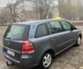 Серый Опель Зафира, объемом двигателя 1.6 л и пробегом 250 тыс. км за 2900 $, фото 3 на Automoto.ua