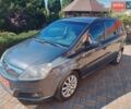 Серый Опель Зафира, объемом двигателя 1.8 л и пробегом 226 тыс. км за 5650 $, фото 1 на Automoto.ua