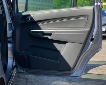 Сірий Опель Зафіра, об'ємом двигуна 1.8 л та пробігом 197 тис. км за 7190 $, фото 16 на Automoto.ua