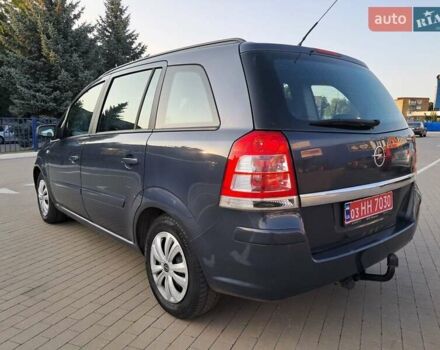 Серый Опель Зафира, объемом двигателя 1.6 л и пробегом 188 тыс. км за 5444 $, фото 16 на Automoto.ua