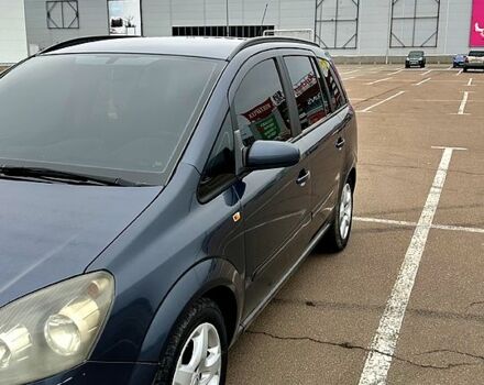 Серый Опель Зафира, объемом двигателя 1.9 л и пробегом 450 тыс. км за 5000 $, фото 5 на Automoto.ua