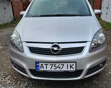 Серый Опель Зафира, объемом двигателя 1.8 л и пробегом 188 тыс. км за 6350 $, фото 35 на Automoto.ua