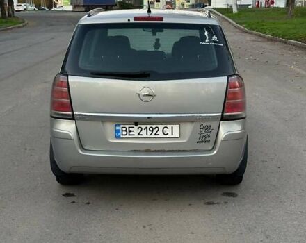 Серый Опель Зафира, объемом двигателя 1.8 л и пробегом 327 тыс. км за 4100 $, фото 7 на Automoto.ua