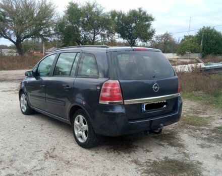 Сірий Опель Зафіра, об'ємом двигуна 1.9 л та пробігом 200 тис. км за 2800 $, фото 3 на Automoto.ua