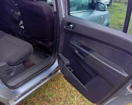 Серый Опель Зафира, объемом двигателя 1.9 л и пробегом 340 тыс. км за 2299 $, фото 8 на Automoto.ua