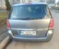 Серый Опель Зафира, объемом двигателя 1.9 л и пробегом 281 тыс. км за 5300 $, фото 1 на Automoto.ua
