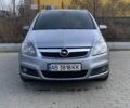 Серый Опель Зафира, объемом двигателя 1.9 л и пробегом 296 тыс. км за 6700 $, фото 1 на Automoto.ua