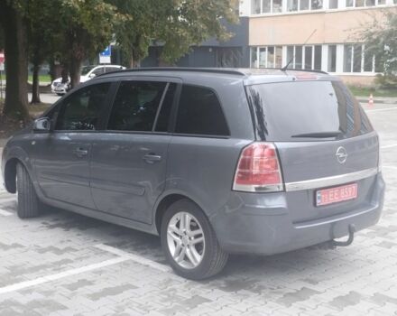 Серый Опель Зафира, объемом двигателя 2.2 л и пробегом 279 тыс. км за 4999 $, фото 2 на Automoto.ua