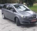 Серый Опель Зафира, объемом двигателя 2.2 л и пробегом 280 тыс. км за 5700 $, фото 5 на Automoto.ua