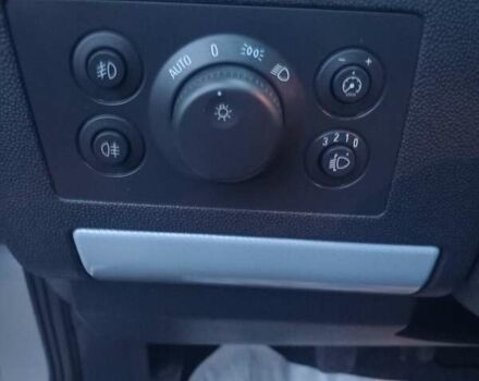 Сірий Опель Зафіра, об'ємом двигуна 1.6 л та пробігом 242 тис. км за 5500 $, фото 14 на Automoto.ua